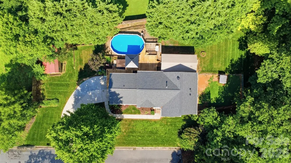 121 Oak Street Belmont, NC 28012