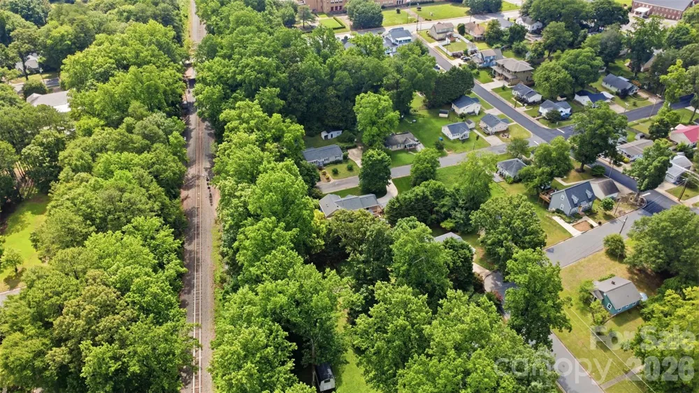 121 Oak Street Belmont, NC 28012