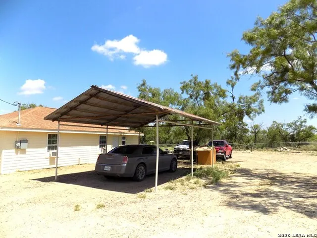220 CALLE ESCUELA El Indio, TX 78860