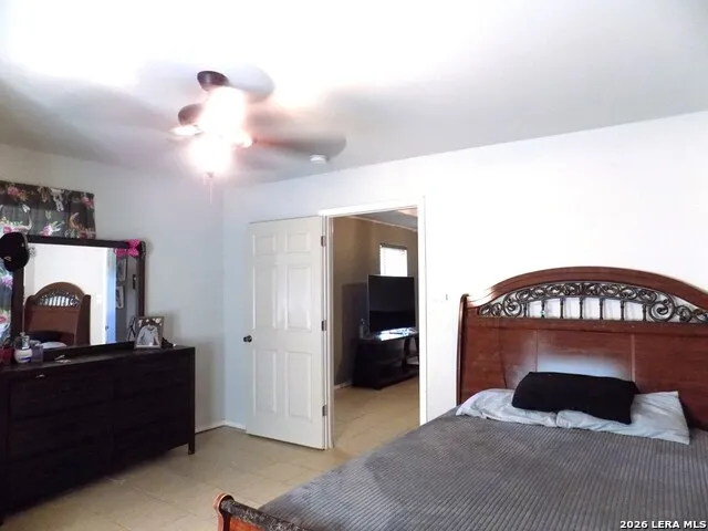 220 CALLE ESCUELA El Indio, TX 78860