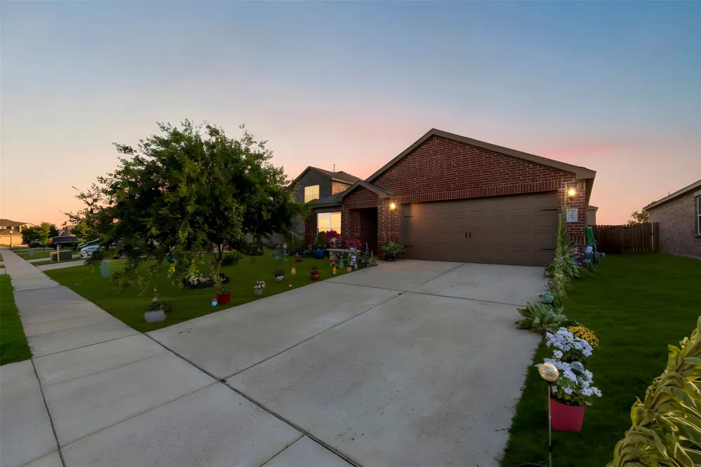 309 Donna Drive Ferris, TX 75125