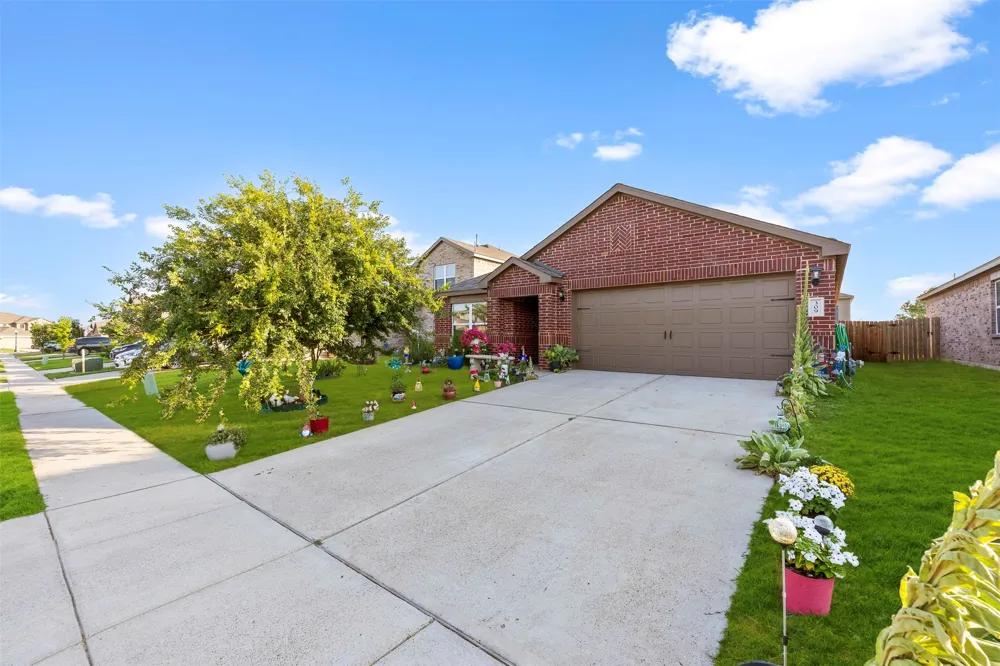 309 Donna Drive Ferris, TX 75125