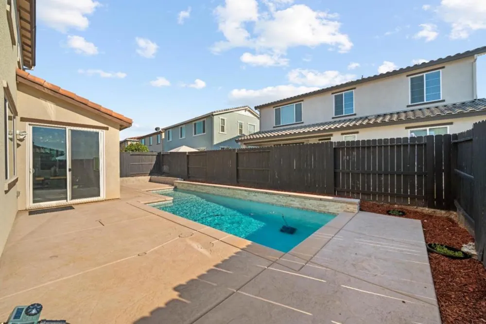645 Papermill Road Lincoln, CA 95648