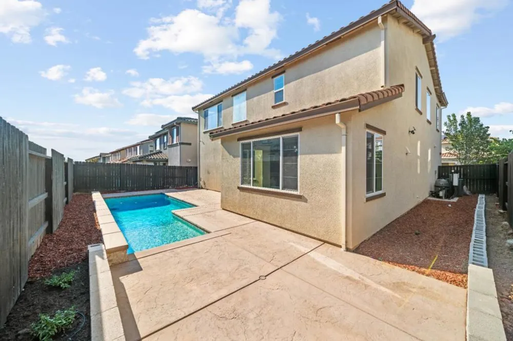 645 Papermill Road Lincoln, CA 95648