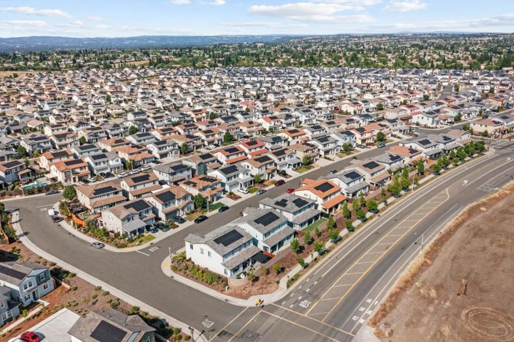 645 Papermill Road Lincoln, CA 95648