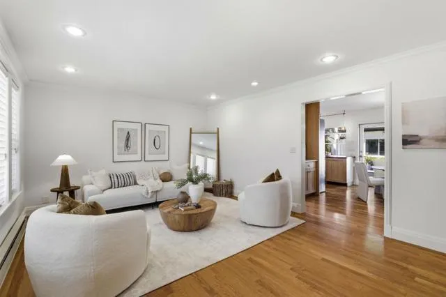 16345 Los Gatos Boulevard #6 Los Gatos, CA 95032