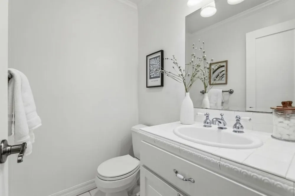 16345 Los Gatos Boulevard #6 Los Gatos, CA 95032