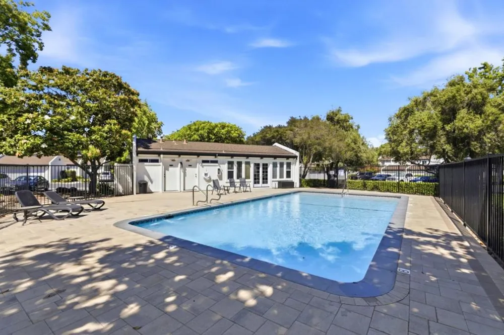 16345 Los Gatos Boulevard #6 Los Gatos, CA 95032