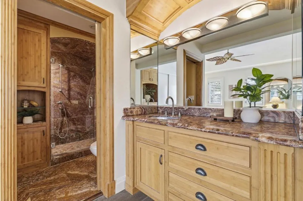 16345 Los Gatos Boulevard #6 Los Gatos, CA 95032