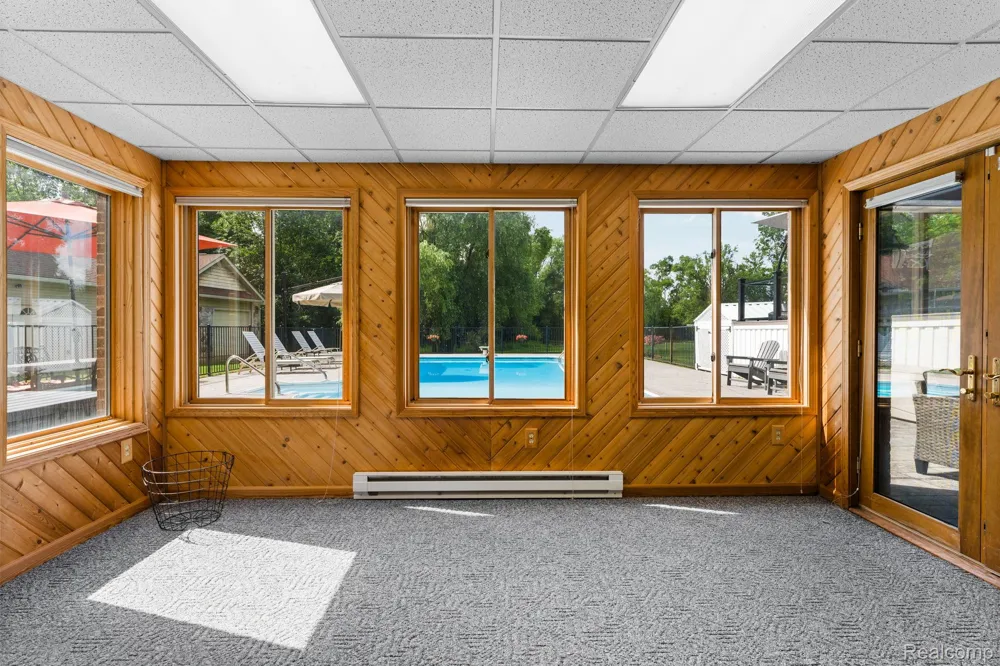 2325 7 Mile Road Northfield Township, MI 48178