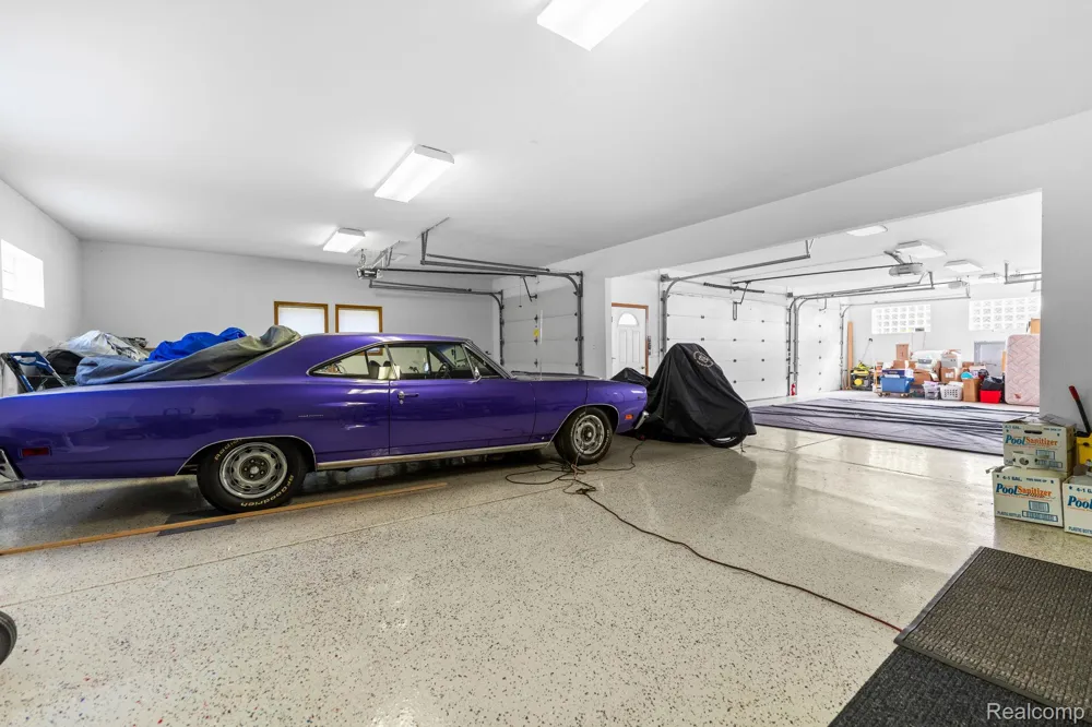 2325 7 Mile Road Northfield Township, MI 48178