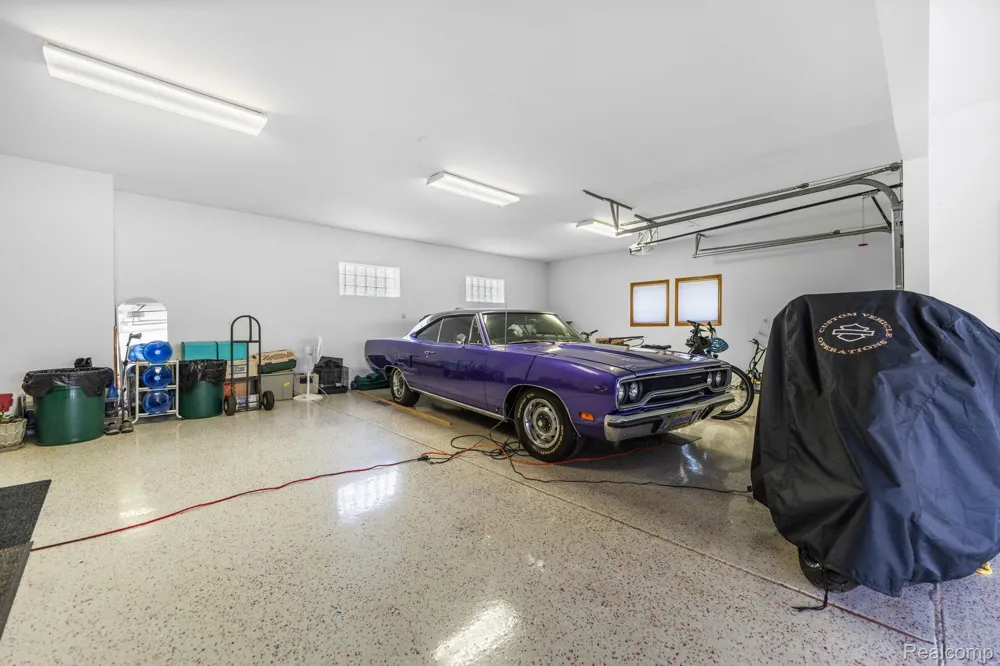 2325 7 Mile Road Northfield Township, MI 48178