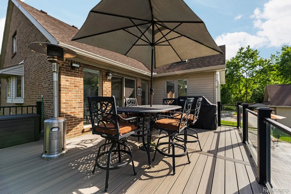 2325 7 Mile Road Northfield Township, MI 48178