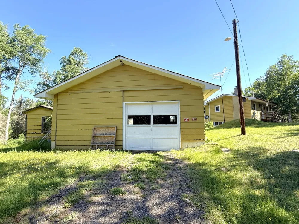 1717 Pine Street Road Ely, MN 55731