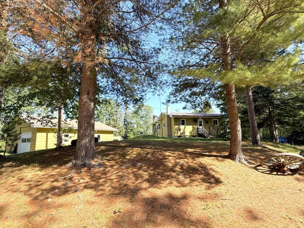 1717 Pine Street Road Ely, MN 55731