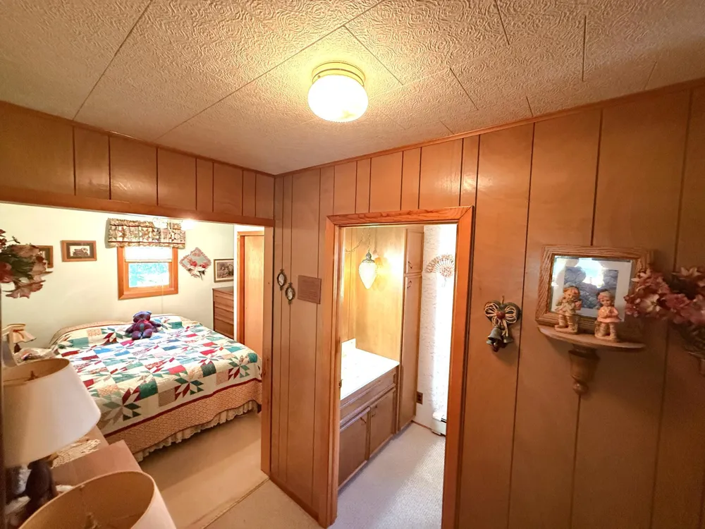 1717 Pine Street Road Ely, MN 55731