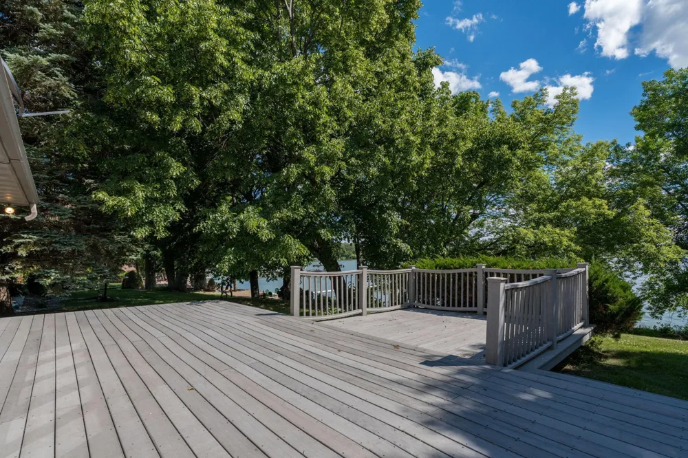 7044 Da Mar Estate Saint Peter, MN 56082