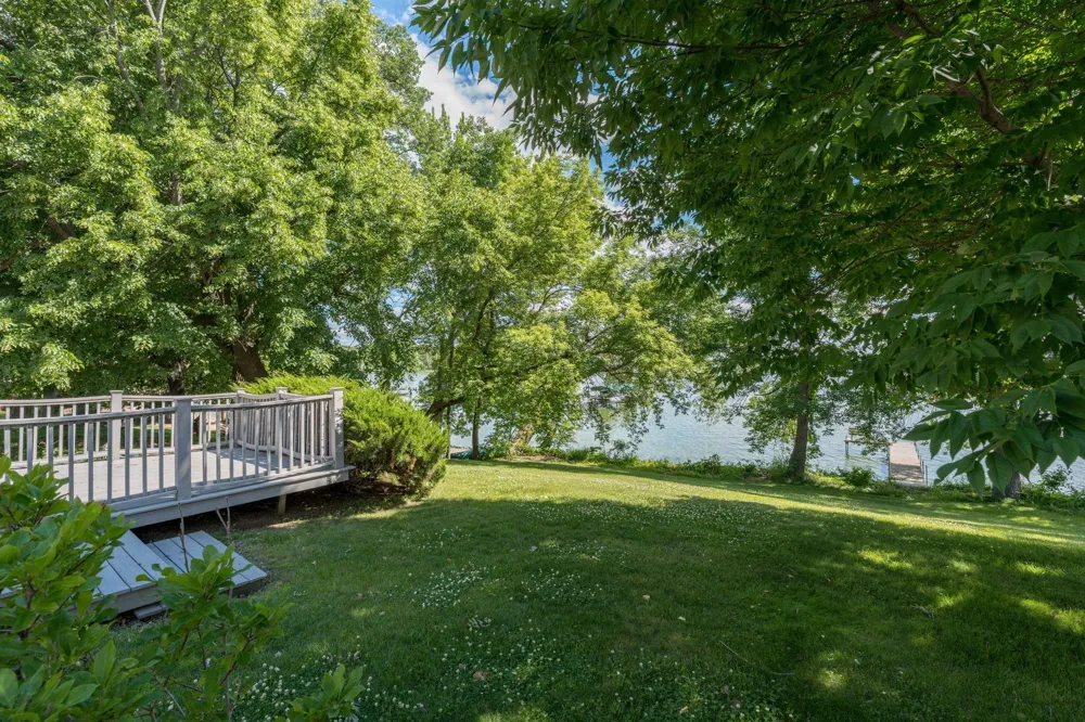 7044 Da Mar Estate Saint Peter, MN 56082