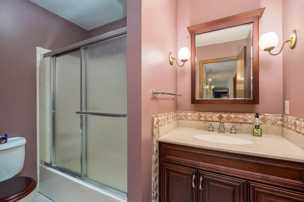 7044 Da Mar Estate Saint Peter, MN 56082
