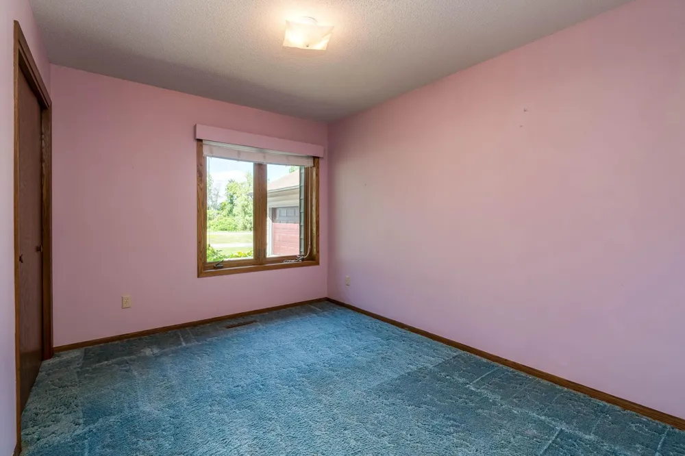 7044 Da Mar Estate Saint Peter, MN 56082