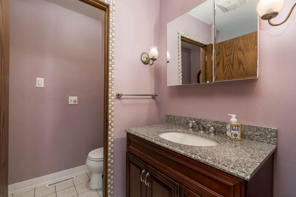 7044 Da Mar Estate Saint Peter, MN 56082