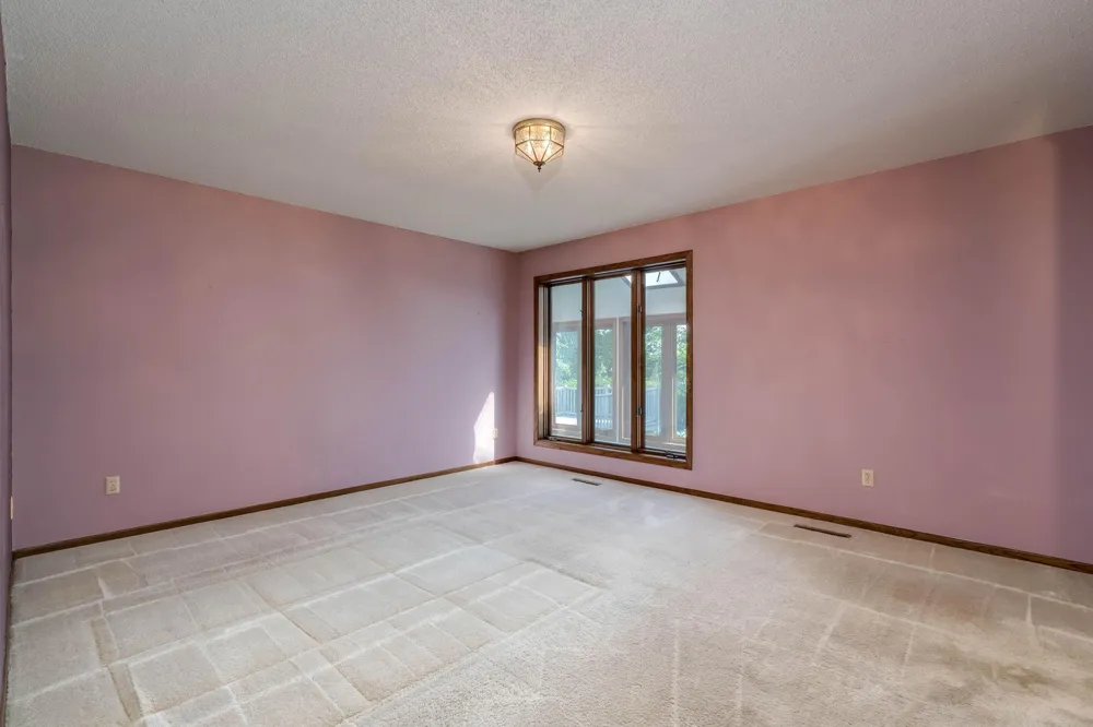 7044 Da Mar Estate Saint Peter, MN 56082