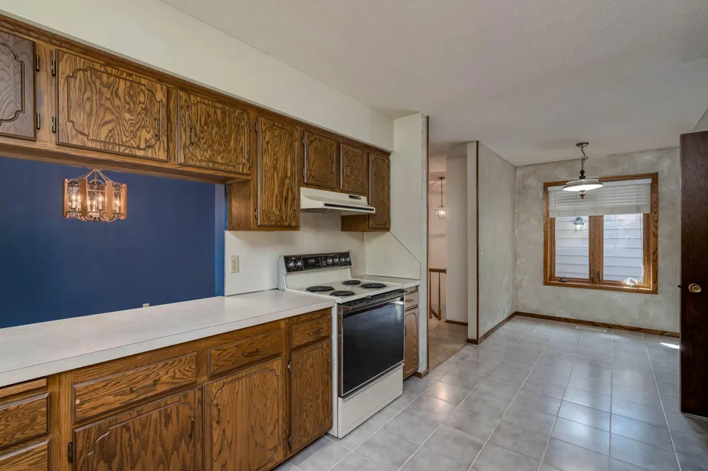 7044 Da Mar Estate Saint Peter, MN 56082