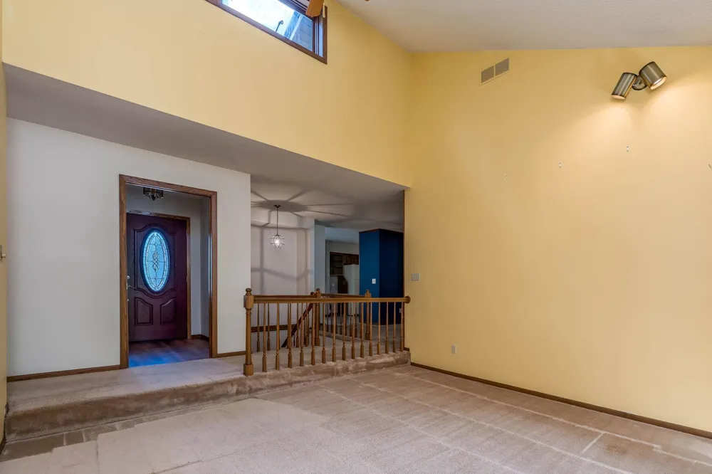 7044 Da Mar Estate Saint Peter, MN 56082