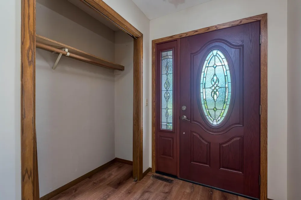 7044 Da Mar Estate Saint Peter, MN 56082