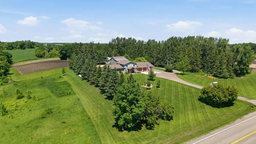 16824 County Highway 11 Audubon, MN 56511