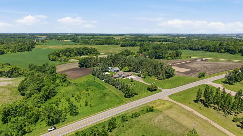 16824 County Highway 11 Audubon, MN 56511