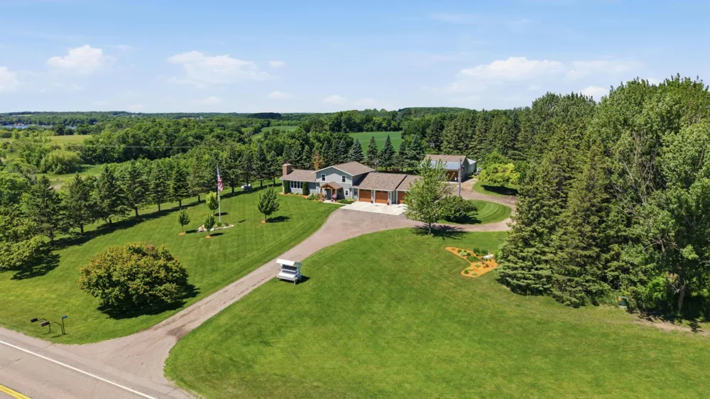 16824 County Highway 11 Audubon, MN 56511