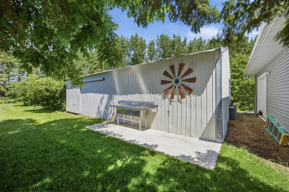 16824 County Highway 11 Audubon, MN 56511