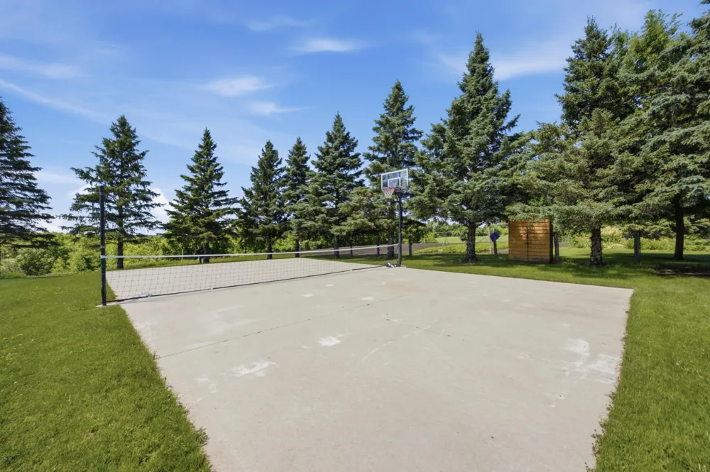 16824 County Highway 11 Audubon, MN 56511