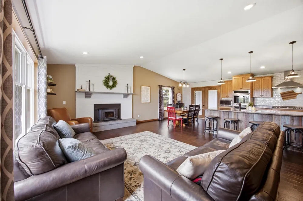 16824 County Highway 11 Audubon, MN 56511