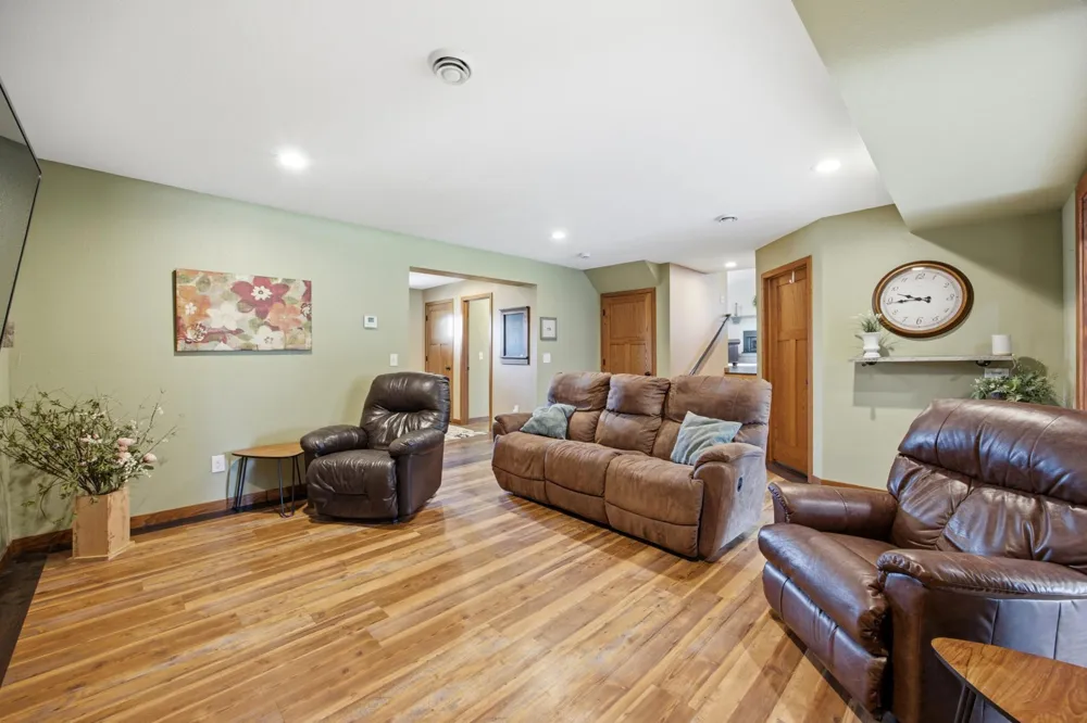 16824 County Highway 11 Audubon, MN 56511