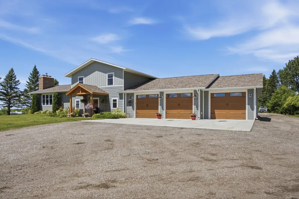 16824 County Highway 11 Audubon, MN 56511