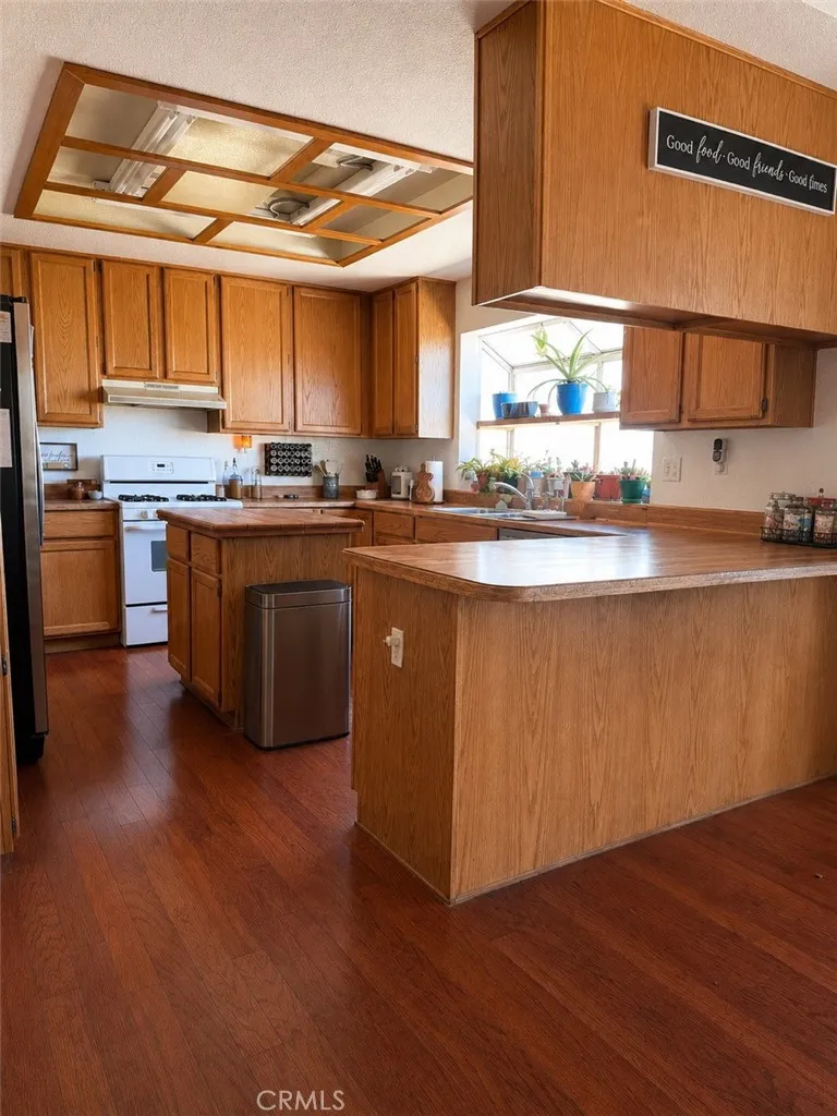 32842 Emerald Lucerne Valley, CA 92356