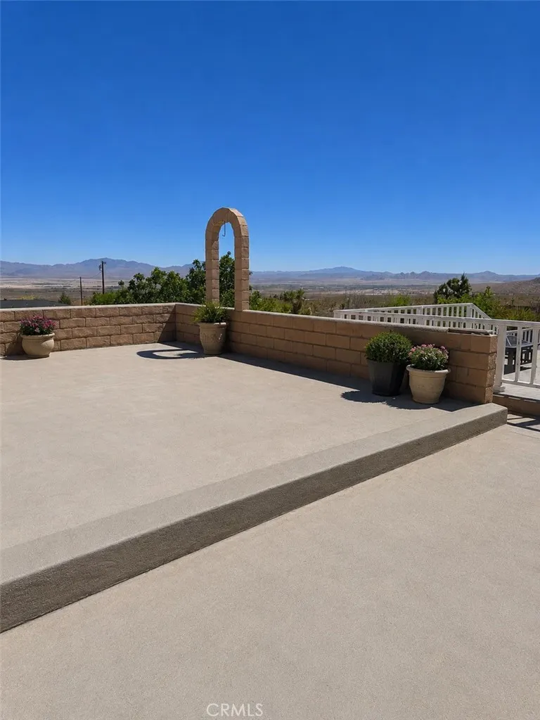 32842 Emerald Lucerne Valley, CA 92356