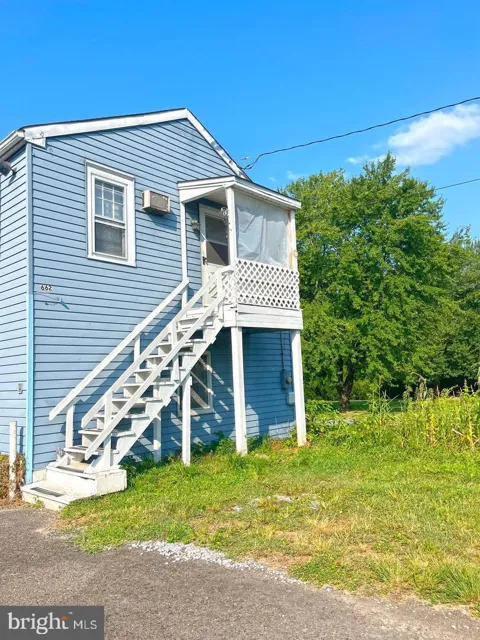 662 MAIN STREET