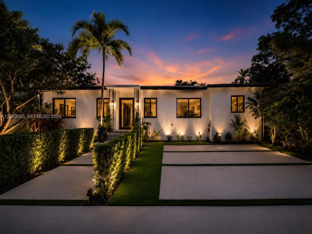 375 SW 32nd Rd Miami, FL 33129