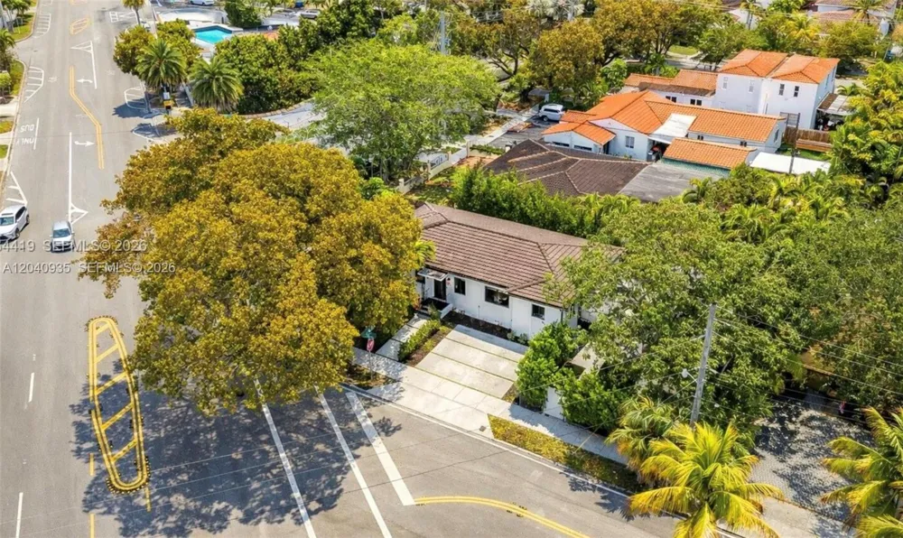 375 SW 32nd Rd Miami, FL 33129