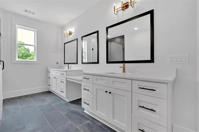 300 Eminence Peak Rydal, GA 30171