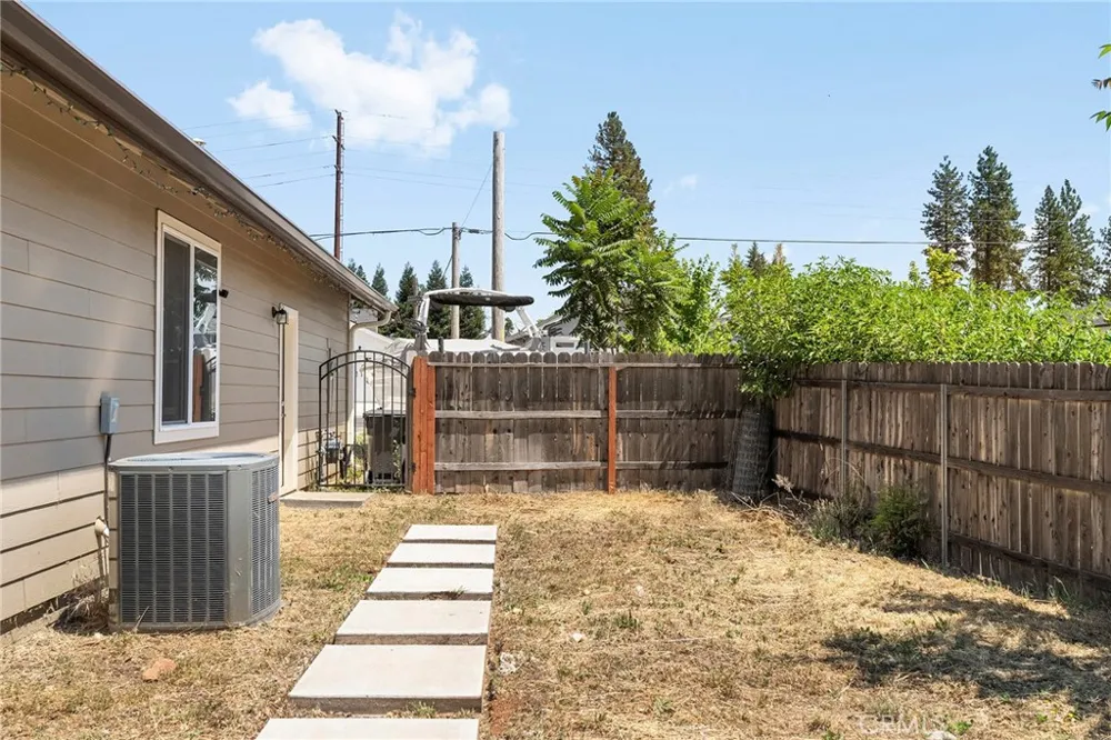 250 Pacific Dr Paradise, CA 95969