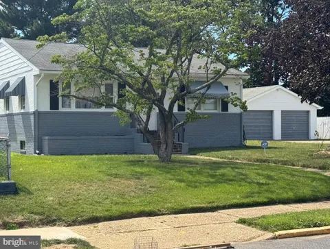 260 BEACON AVENUE