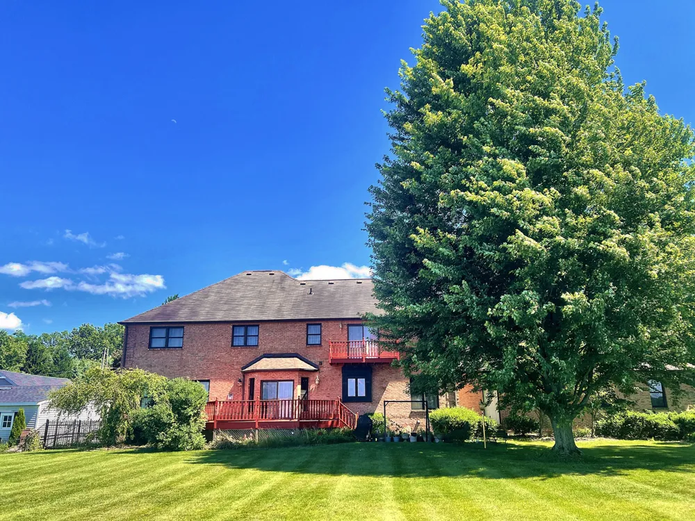 2647 Lake Shore Drive Niles, MI 49120