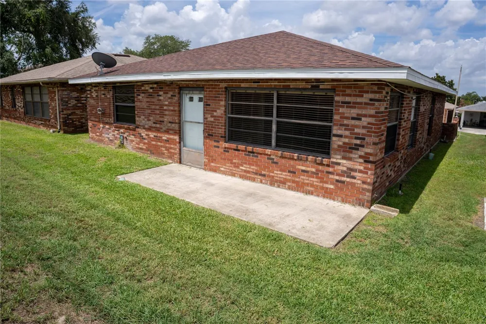 661 LAKE CAROLYN CIRCLE Lakeland, FL 33813