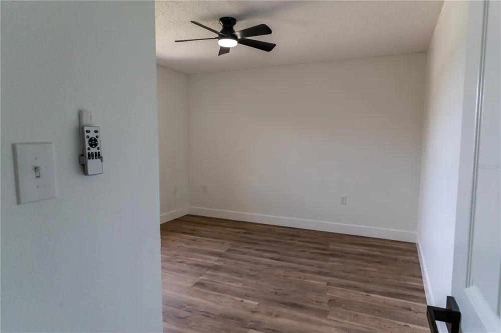 661 LAKE CAROLYN CIRCLE Lakeland, FL 33813