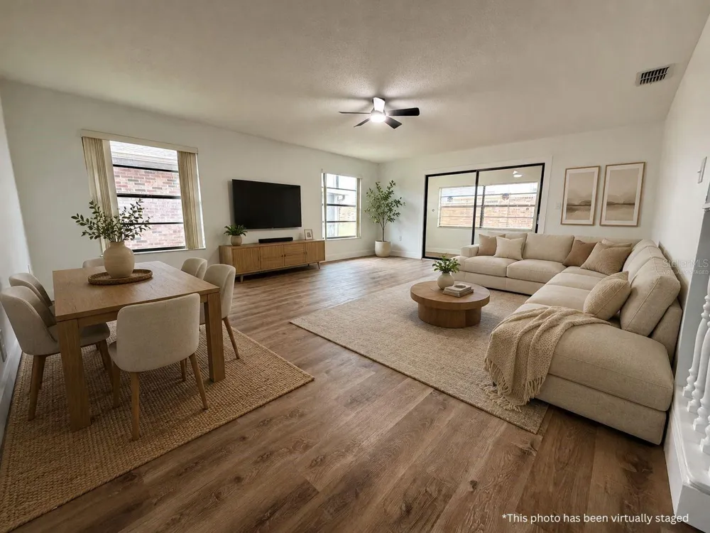 661 LAKE CAROLYN CIRCLE Lakeland, FL 33813