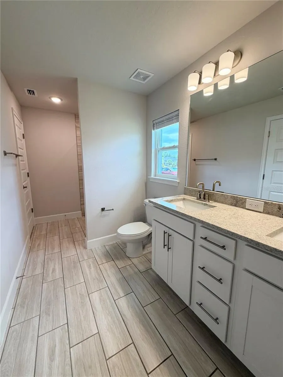 4865 MANILA AVENUE North Port, FL 34288